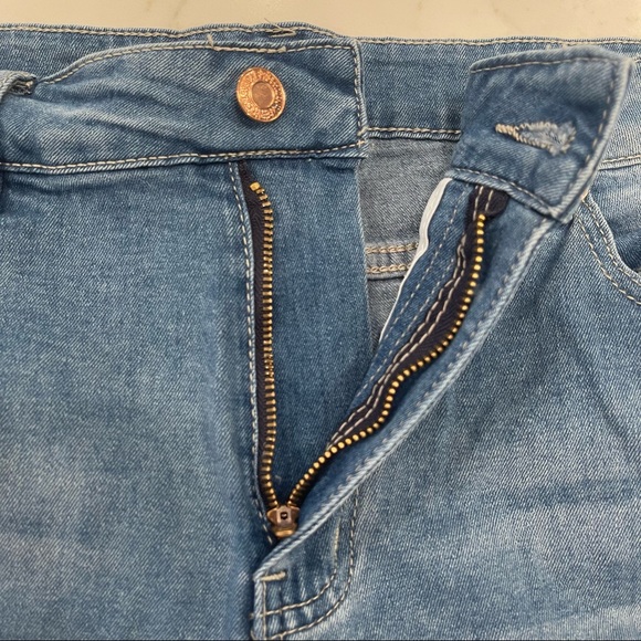 Amazon distressed cut off Jean shorts - Picture 13 of 13